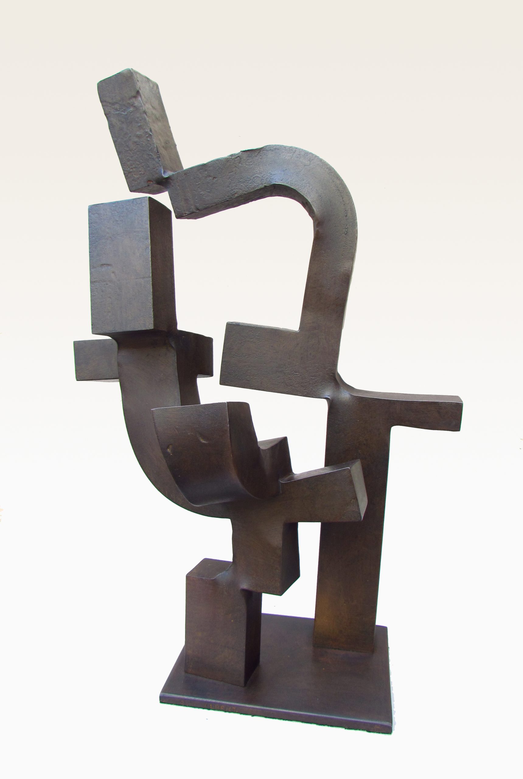 carlos albert sculpture in iron